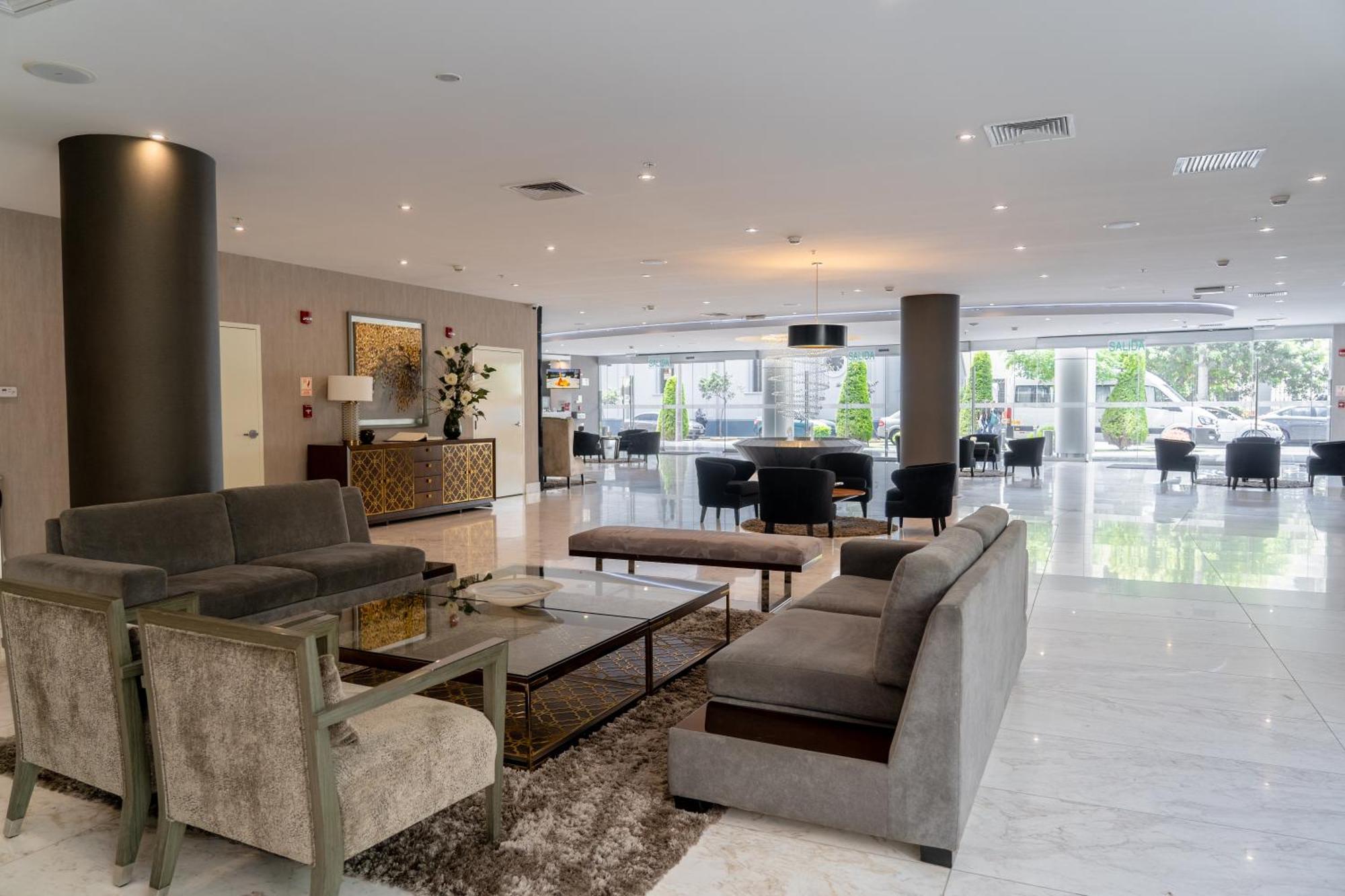 Jose Antonio Deluxe Hotel 4*