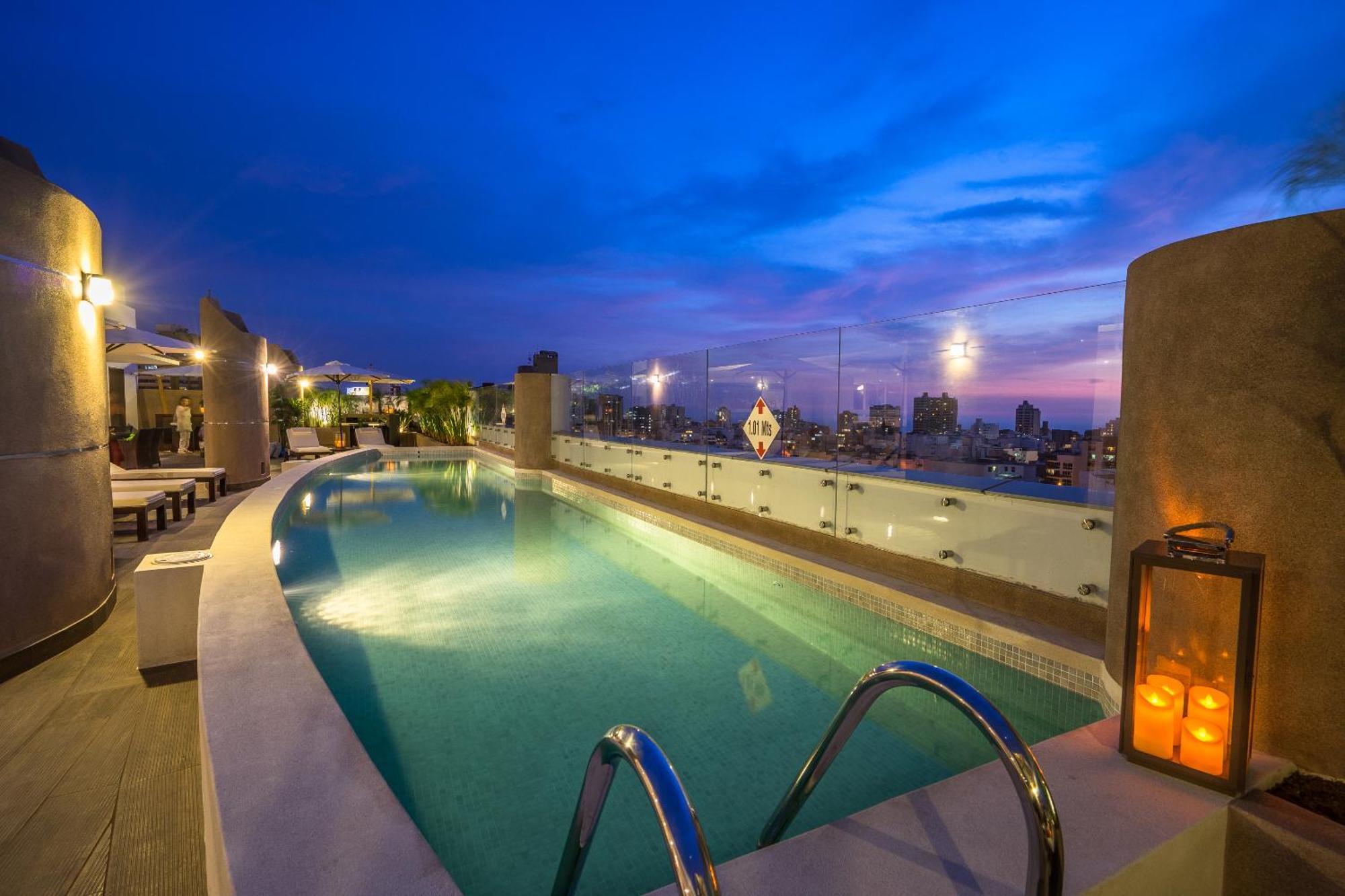 Jose Antonio Deluxe Hotel 4*