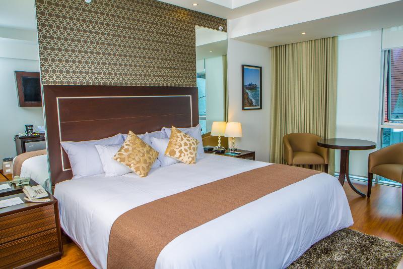 Jose Antonio Deluxe Hotel